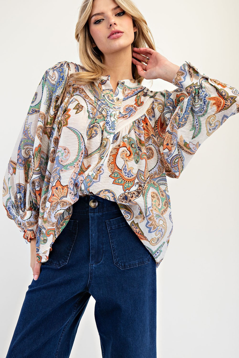 eesome Paisley Printed Bubble Sleeve Top